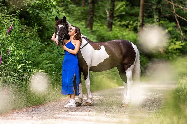 horse and rider photoshoot in Cornwall by Julia Powney Photography